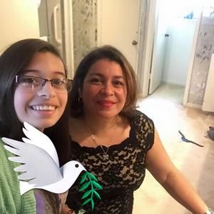 Meet your Posher, Iris